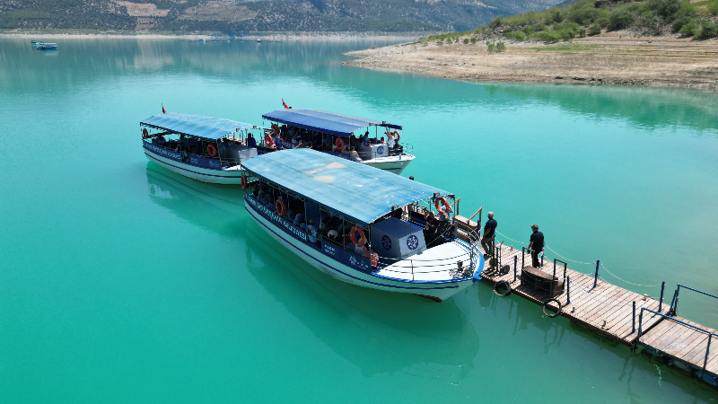 Arapapıştı Kanyonu hayran bırakıyor