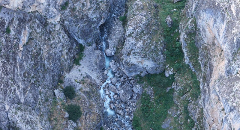 Erzincan’da terörden temizlenen Munzur Sıra Dağları'ndaki Irınkara Mağarası ilk kez görüntülendi