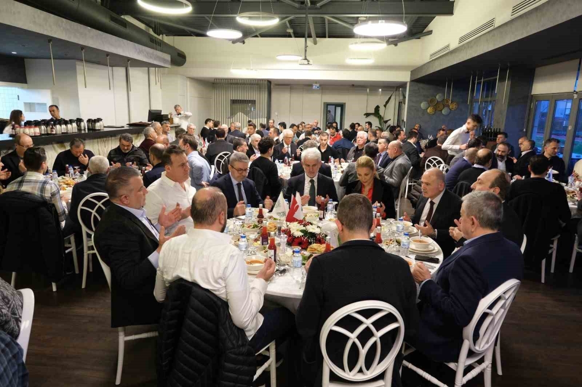 DOSAB ve DOSABSİAD geleneksel iftar programında bir araya geldi