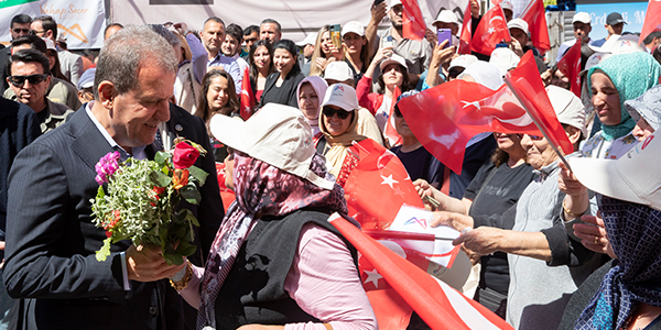 “Tarlada izimiz var, çalışıyoruz”