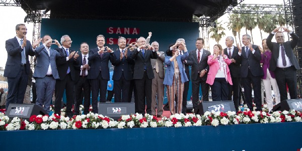 Başkan Seçer Adana mitingi’ne katıldı