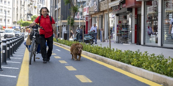 Büyükşehir bisiklet kullanımını teşvik ediyor