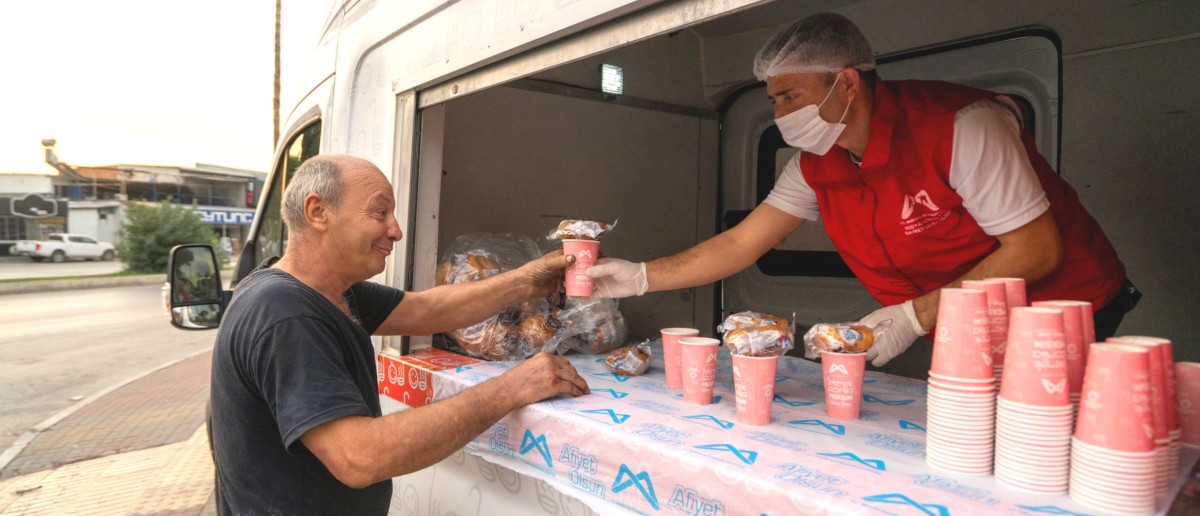 ‘1 EKMEK 1 ÇORBA’ UYGULAMASI YENİDEN BAŞLADI