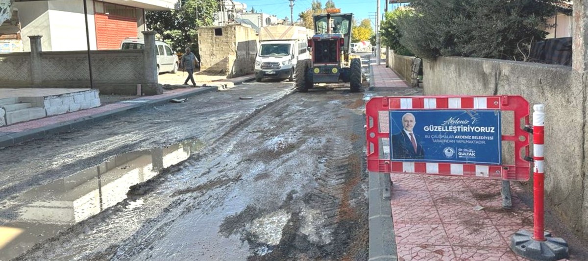 KÖSELERLİ MAHALLESİ’NİN SOKAKLARI YENİLENİYOR