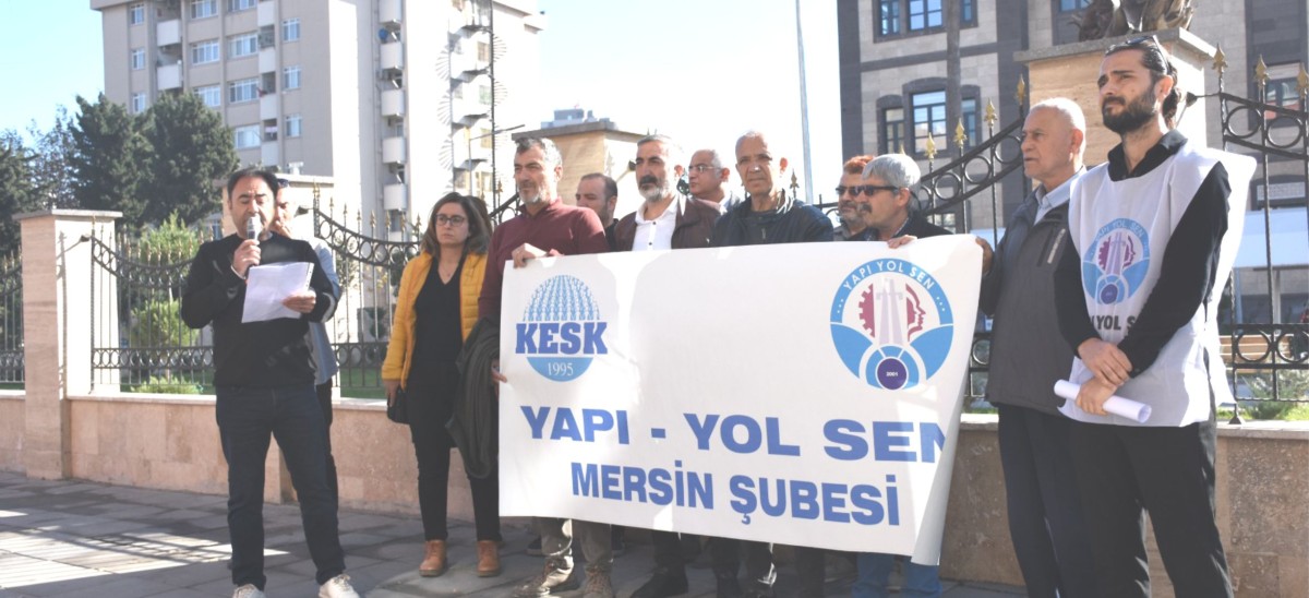 TAPU ÇALIŞANLARI HAYKIRDI: ŞİDDETE VE İŞ YÜKÜNE YETER!