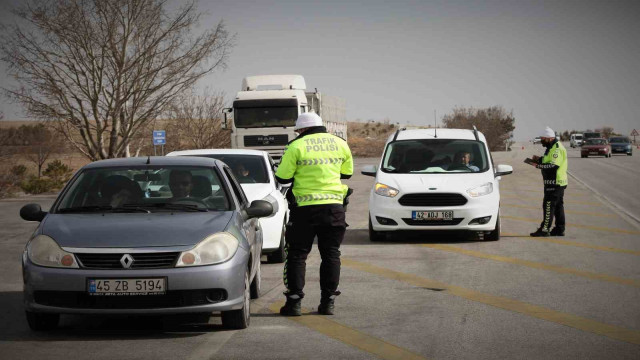 Bayram tatili bitti, dönüş yolundaki sürücülere hayati ‘yol hipnozu’ uyarısı