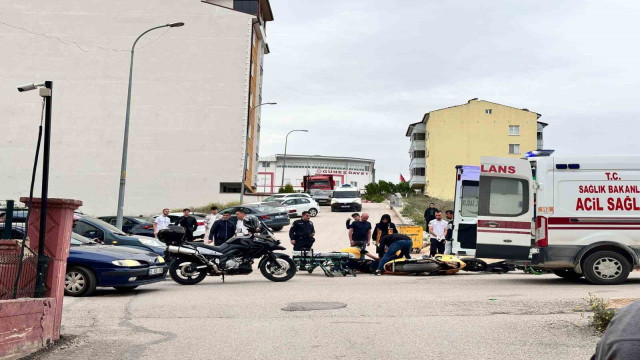 Bilecik’te motosikletlerin çarpışması sonucu 1 kişi yaralandı