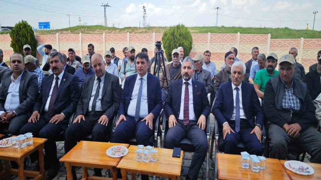 Elazığ’da Trabzon hurması fidan dağıtımı gerçekleşti