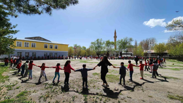 Erzurum’da çocuklar için kütüphane kurdular