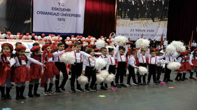 ESOGÜ’de düzenlenen törenle çocuk bayramı coşkuyla kutlandı