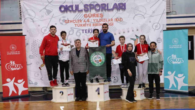 Hakkarili sporcular Türkiye birinci oldu