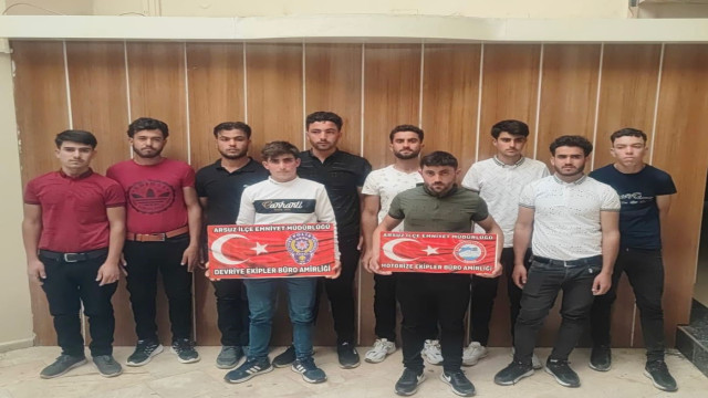 Hatay’da göçmen kaçakcılığı operasyonu 10 kişi yakalandı