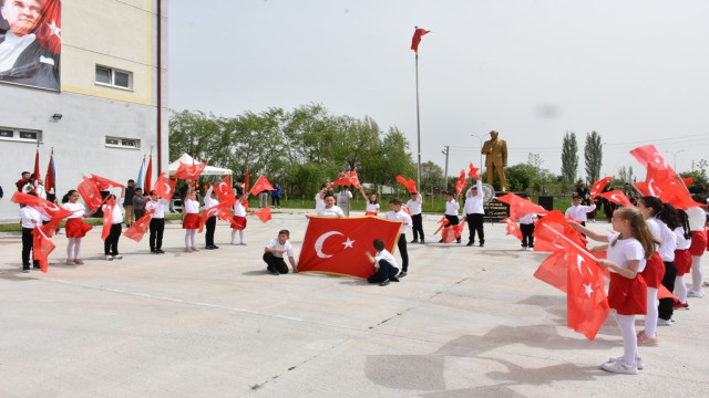 İnönü İlçesi’nde 23 Nisan coşkusu