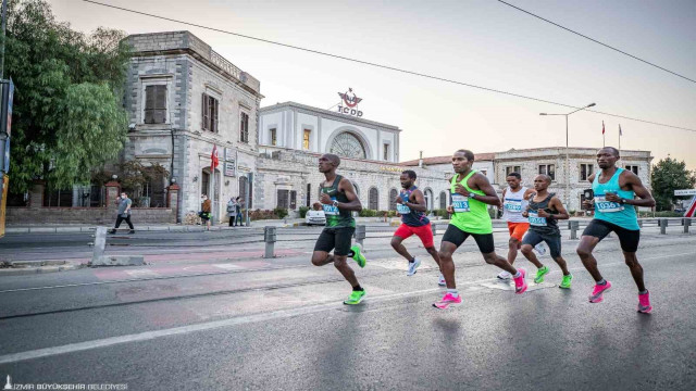 Maraton İzmir’de geri sayım başladı