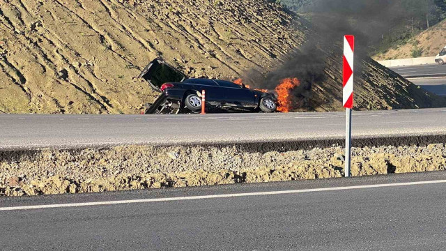 Osmaniye’de kaza yapan otomobil yandı: 1 yaralı