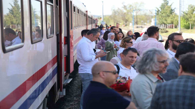 Turistik Diyarbakır Ekspresi Elazığ’da