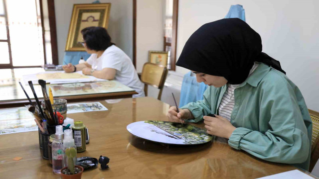 Unutulmaya yüz tutmuş sanat dallarından oluşan eserler