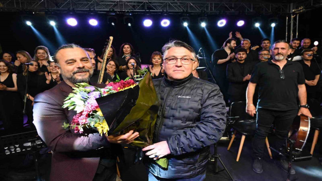 “Akademinin Sesi Korosu”nun Verdiği Konser Büyük Beğeni Topladı