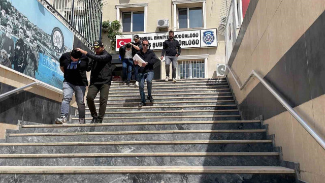 ATM önünde işlem yapanlara yardım etme bahanesiyle yaklaşarak banka kartlarını böyle çaldılar