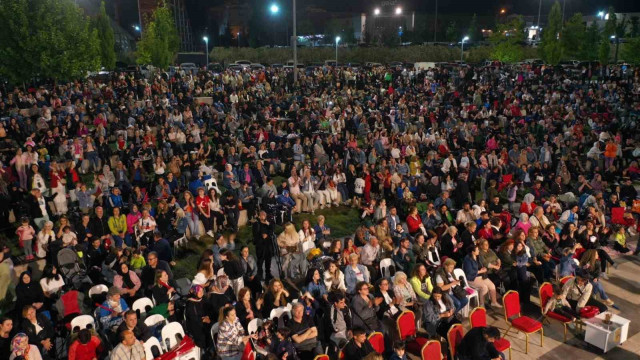 Balıkesir’de Gençlik Festivali konserleri büyük ilgi gördü