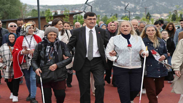 Başkan Eyüp Kahveci, doğa yürüyüşü etkinliğine katıldı