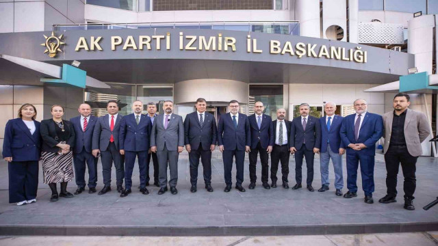 Başkan Tugay AK Parti İl Başkanlığı ziyaretinde iş birliği mesajı verdi