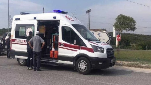 Bilecik’te motosiklete yardım etmek için duran sürücü durduğuna pişman oldu