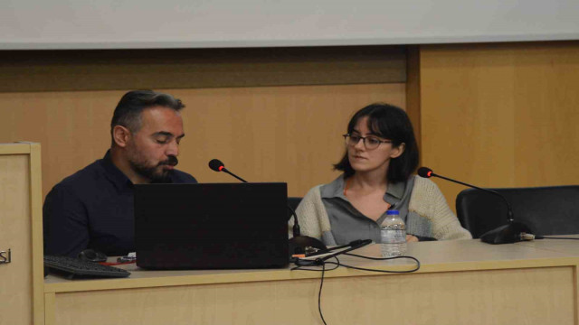 Edebiyat Fakültesi’nde “Kariyer Günleri Buluşması” semineri gerçekleştirildi