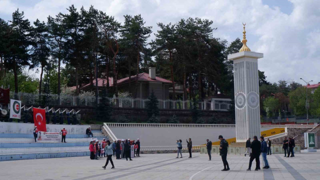 Erzurum’da 1 Mayıs’ta sessiz kutlama