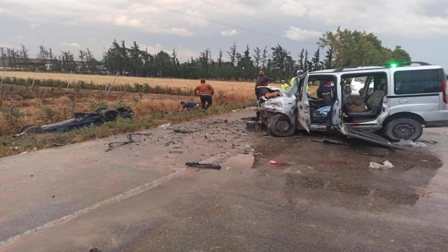 Hatay’da feci kaza: 5 ölü, 2 ağır yaralı