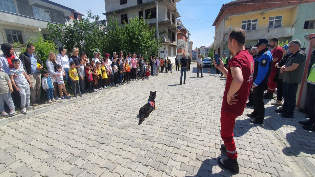 Kavak’ta çocuklara trafik eğitimi