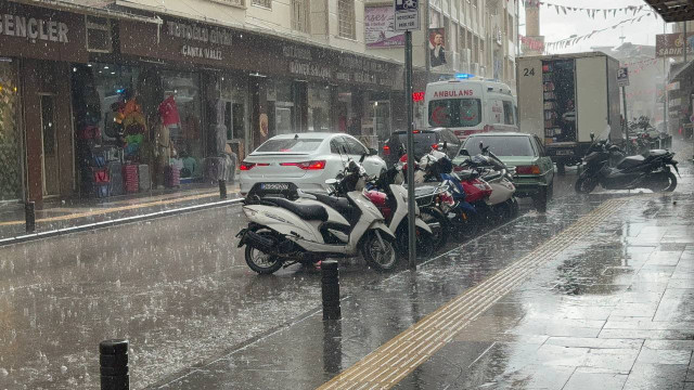 Kilis’te sağanak yağış etkili oldu