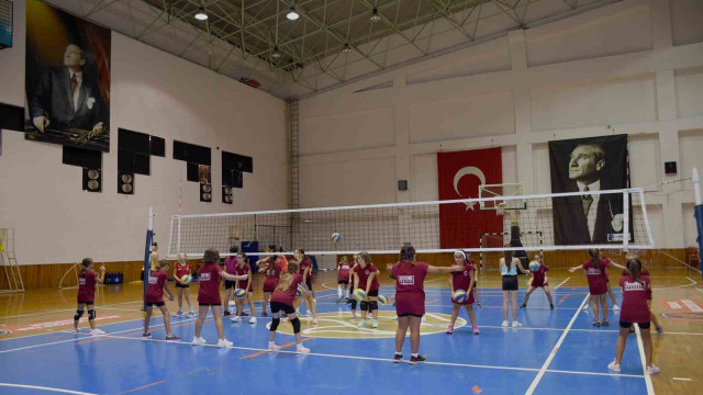 Kuşadası’nda yaz spor okulları için kayıtlar başladı