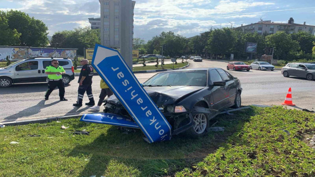 Kütahya’da trafik kazası: 2 yaralı