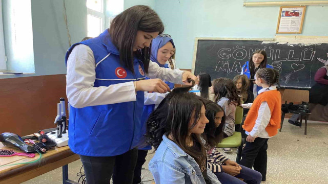 Niğde’de Gönüllü Makas Projesi ile köylerdeki çocukların saç bakımı yapılıyor