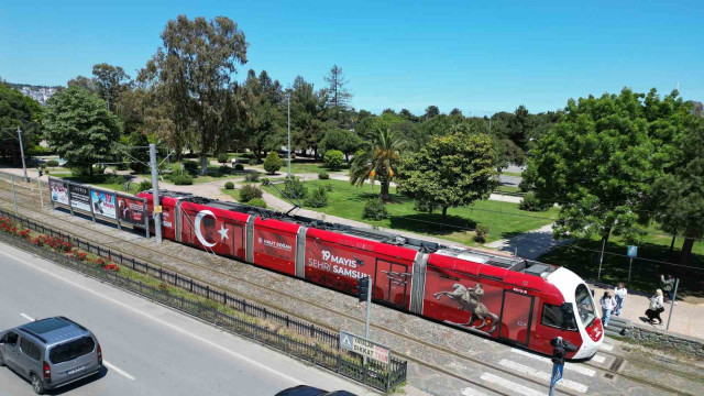 Samsun tramvayları 19 Mayıs’a özel giyindi