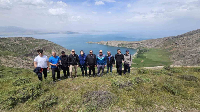 ‘Tatvanname’ kitabı için İncekaya kraterine gezi ve inceleme ziyareti