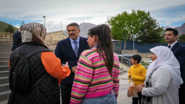 Vali Ali Çelik, vatandaşların sorunlarını dinledi