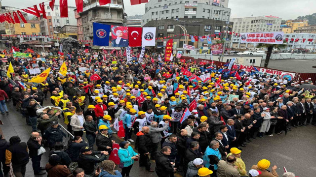 Zonguldak’ta 1 Mayıs Emek ve Dayanışma Günü coşkuyla kutlandı