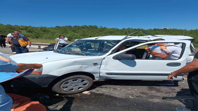 1’i ağır 6 kişinin yaralandığı kazanın güvenlik kamerası ortaya çıktı