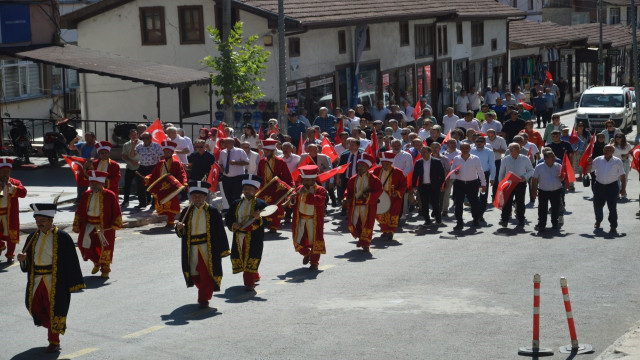 Anadolu’nun ilk mitingi Niksar’da yeniden canlandı