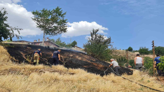 Ankara’da otluk alanda yangın