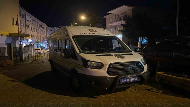 Büyükçekmece’de kar maskeli iki kişi, girdikleri evin sahibini silahla öldürdü