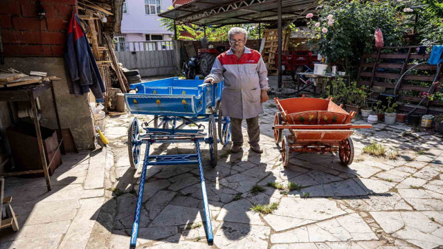 Filmden esinlendi emekli olunca ‘Sütçü Ramiz’in arabasını yaptı