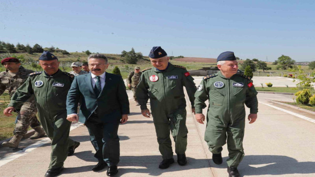 Genelkurmay Başkanı ve Hava Kuvvetleri Komutanı Eskişehir’de