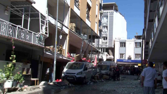 İzmir’de doğal gaz patlaması: 2 ölü, 16 yaralı