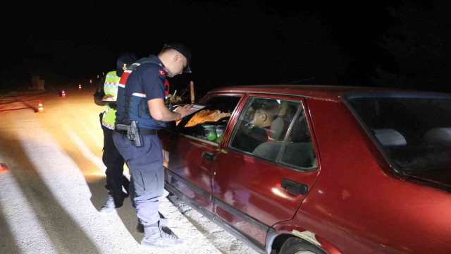 Jandarmadan trafik denetimi: 2 alkollü sürücüye işlem yapıldı