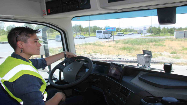 Kayseri’nin ilk kadın tır şoförü