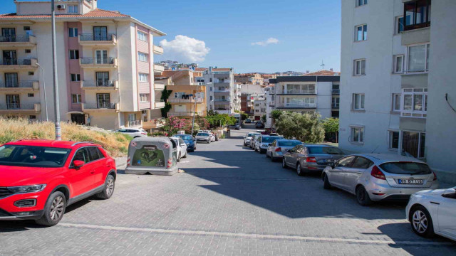 Kuşadası Belediyesi’nden kesintisiz yol mesaisi