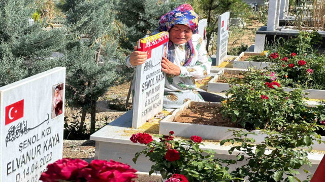 Malatya’da mezarlıklarda acı ve hüzün bir arada